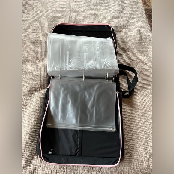 Mary Kay sample binder - Picture 2 of 7